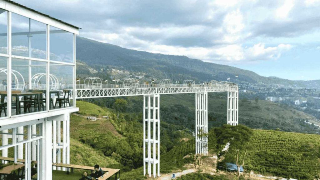 1. Kemuning Sky Hills