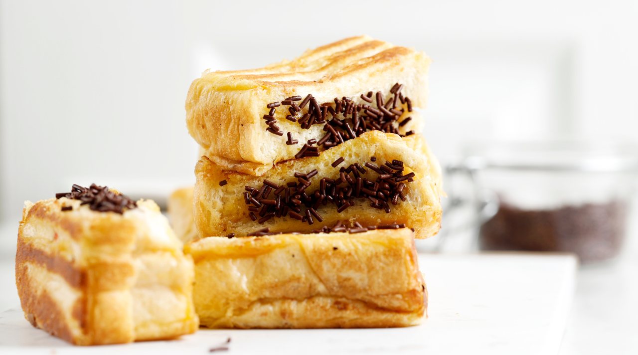 Roti Bakar Enak dan Kekinian yang Bikin Nambah Terus