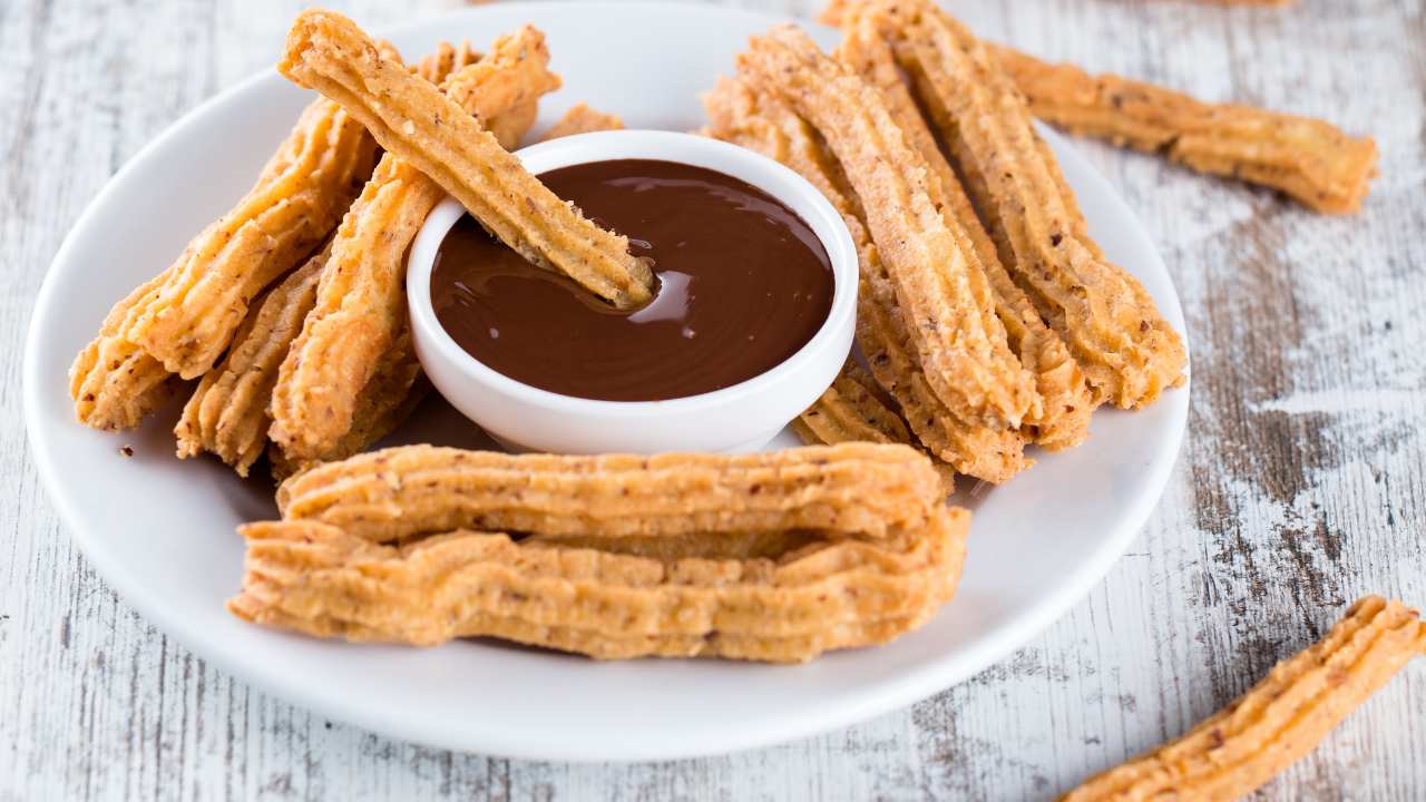 Churros Coklat Camilan Kekinian dengan Rasa Khas Spanyol