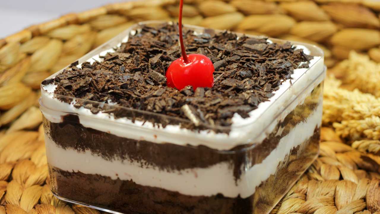 Dessert Box Manis yang Menjadi Peluang Bisnis Kekinian