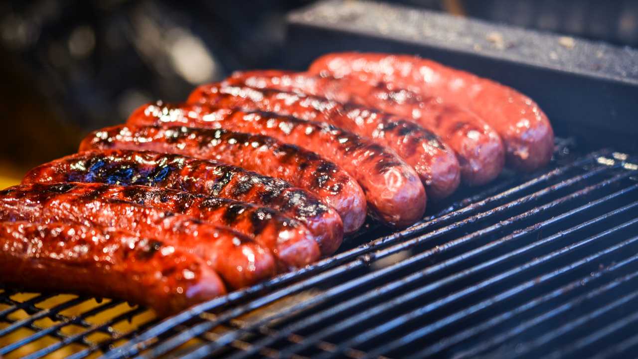 Peluang Bisnis Sosis Bakar Rumahan yang Menggiurkan