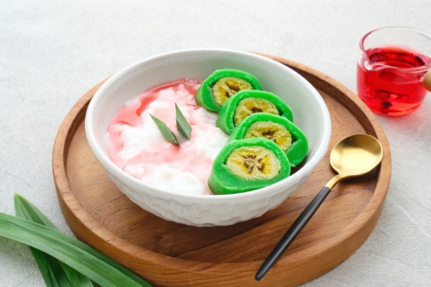 Es Pisang Ijo dan Asal Usulnya