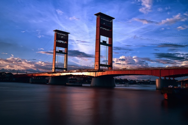 Sejarah Jembatan Ampera