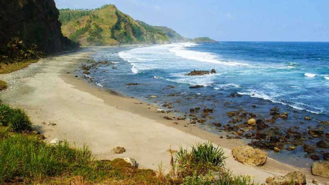 Pantai Gebyuran, Destinasi Bahari yang Menarik Perhatian