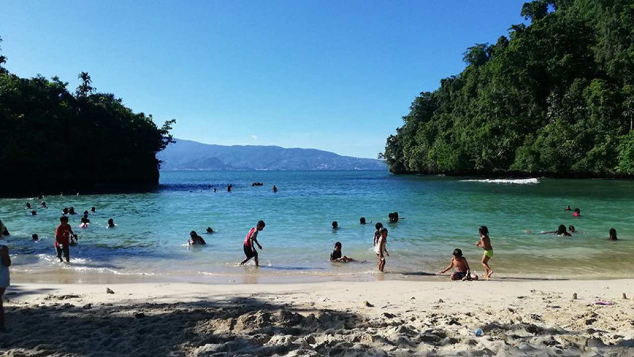 Pantai Pasir Dua Jayapura, Wisata Bahari di Ujung Timur Indonesia
