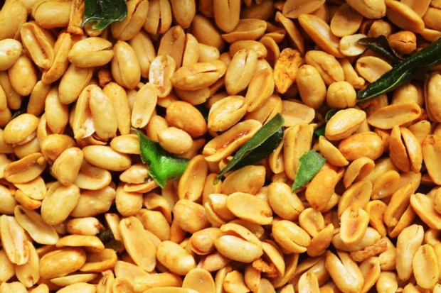 Kacang bawang renyah menjadi daya tarik utama konsumen