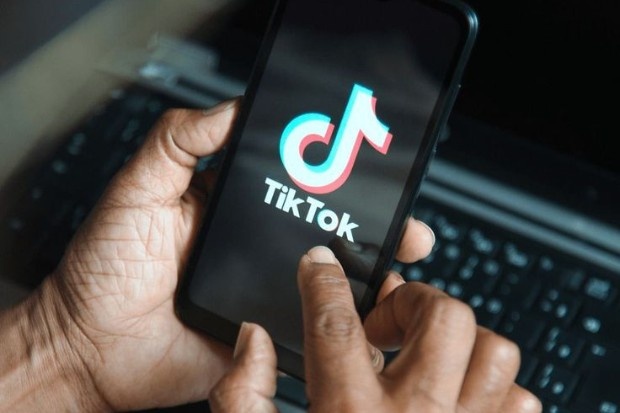 Cara download video TikTok tanpa watermark dengan langkah mudah dan praktis melalui link video