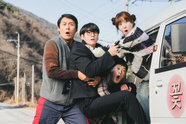 The Wonderfools tentang kisah misteri dan kehidupan anak muda dengan suasana drama Korea yang menarik serta penuh kejutan.